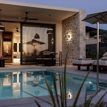 Castor & Pollux Villa