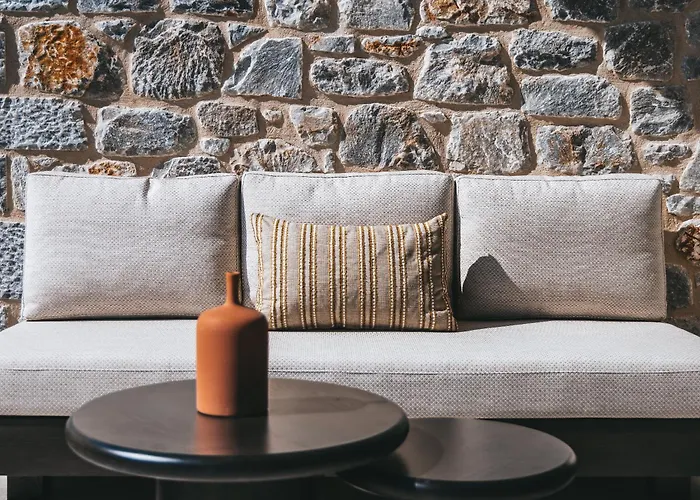 Castor & Pollux Kotronion (West Mani)