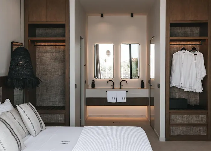 Castor & Pollux Kotronion (West Mani)